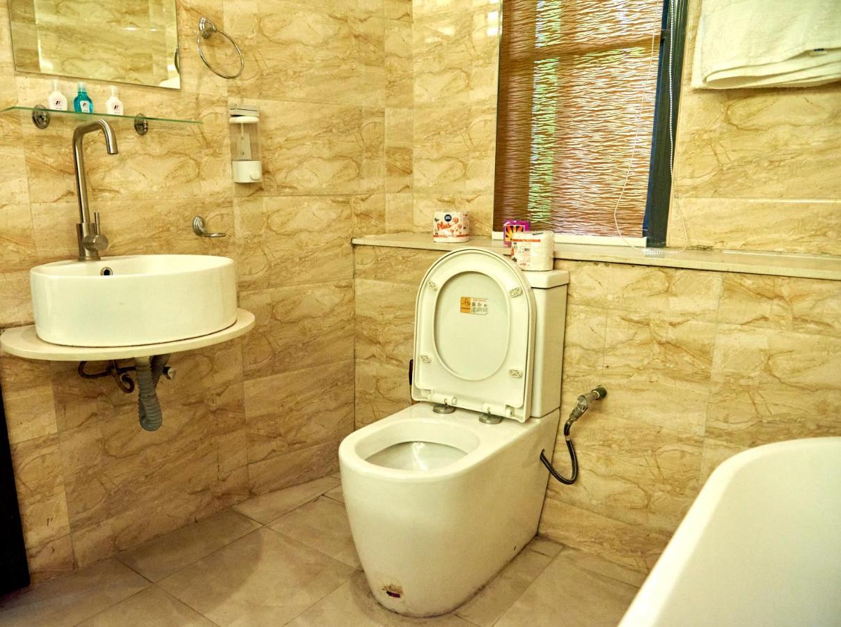 Mayfair Hotel Maitama Абуджа Екстериор снимка